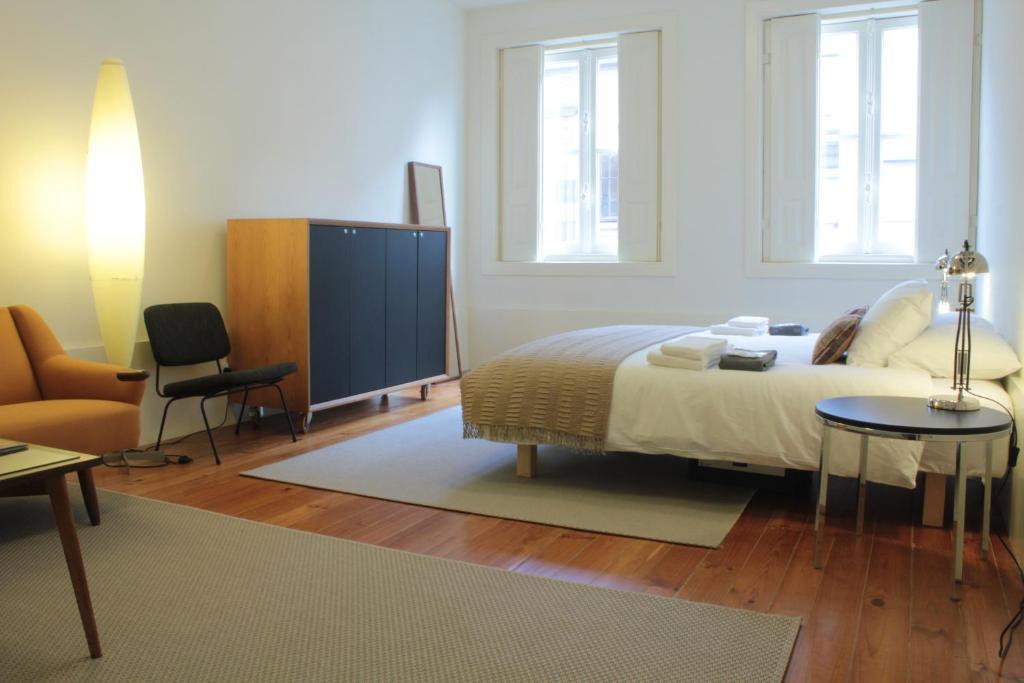 The White Box House Guest House Porto Room photo